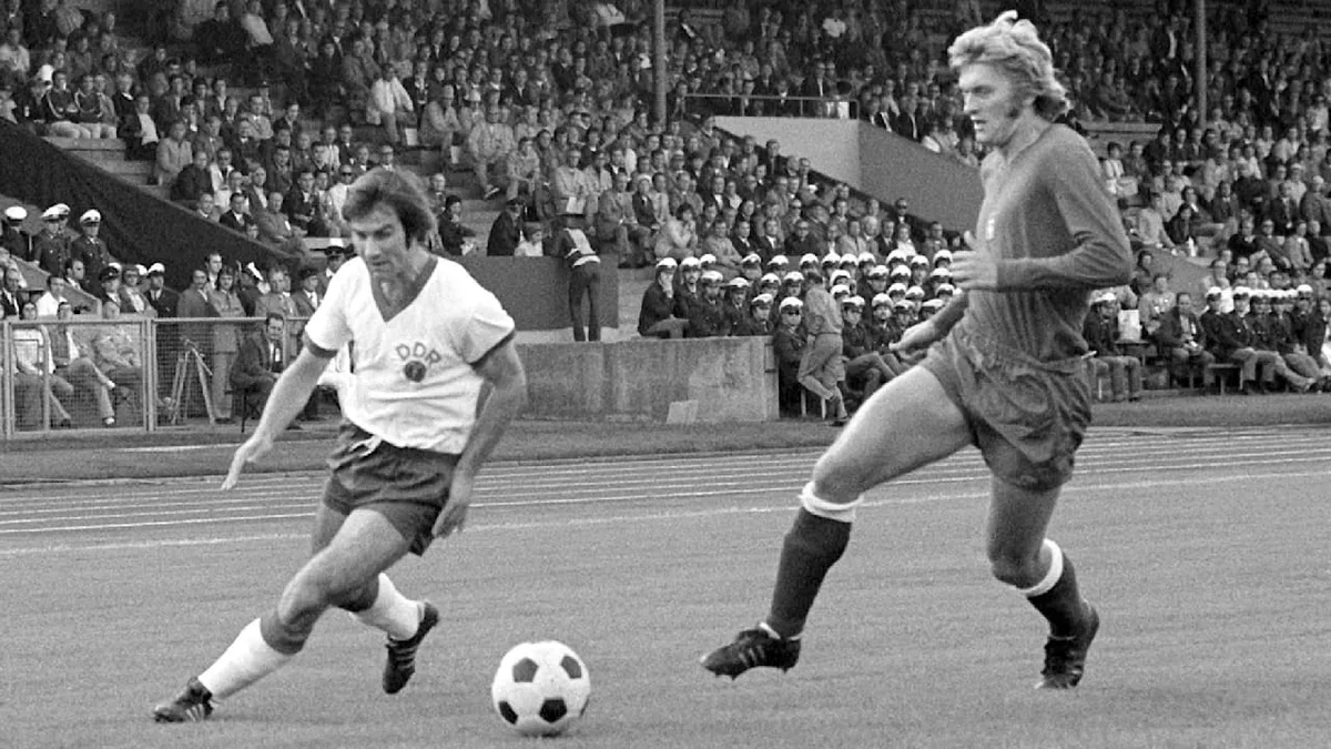 Jenas Jahrhundert-Kicker - Besondere Ehre für Peter Ducke zum Geburtstag
