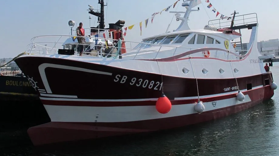 "Très choqués", les trois marins rescapés du naufrage du Maranello sont arrivés à Saint-Quay