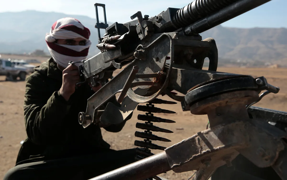 Un ataque de los hutíes contra el aeropuerto de Riad causa al menos 12 muertos y más de 300 heridos