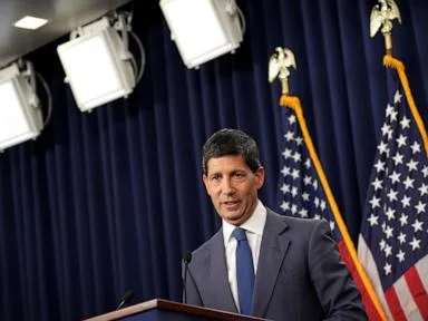 New Fed chair Warsh under pressure to clarify views on inflation, interest rates