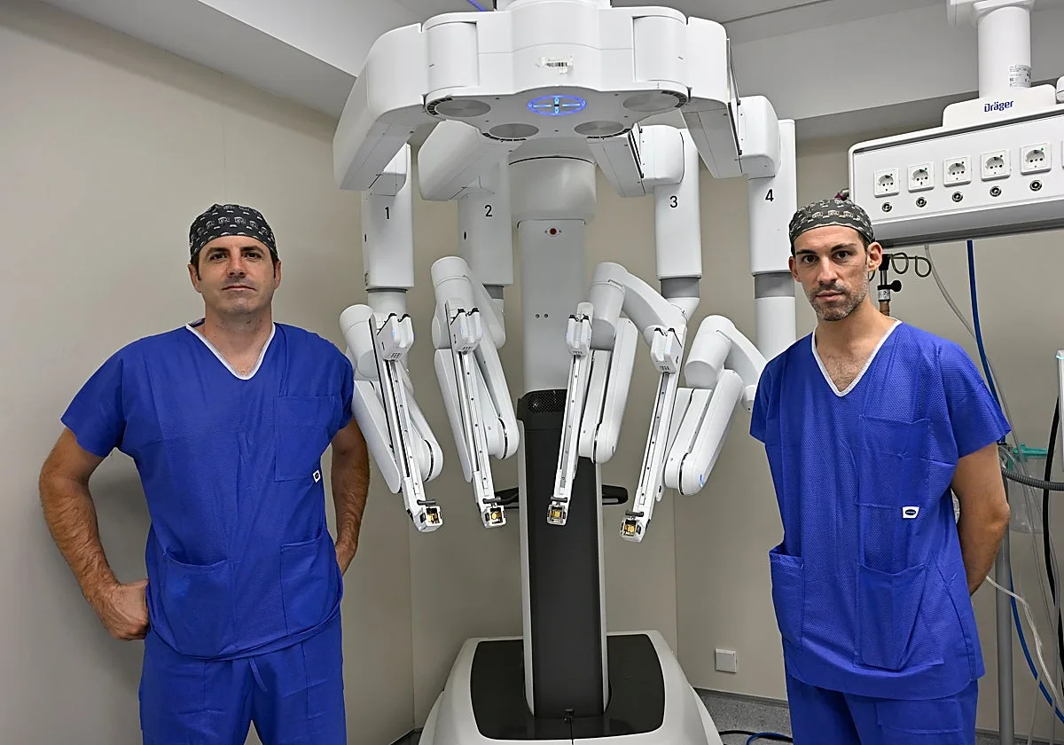 Dos cirujanos del Virgen del Rocío explican qué pasos debe seguir el Papa tras su operación de cáncer de pulmón