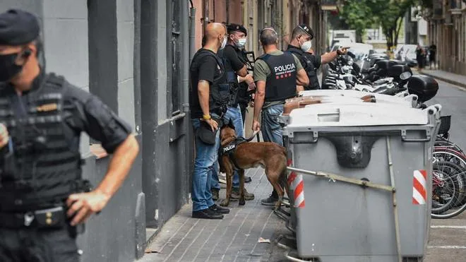Los Mossos controlan a 265 personas investigadas o con riesgo de radicalización violenta yihadista
