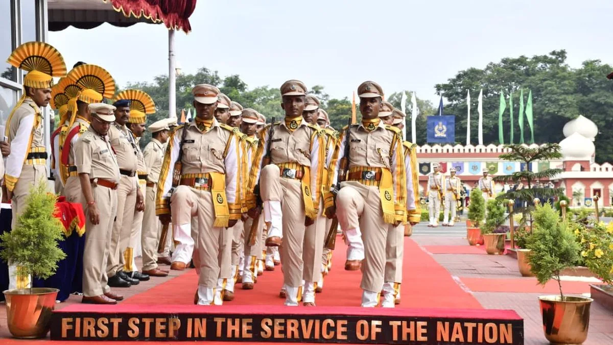 115 CISF personnel join force after specialised training at National Industrial Security Academy in Hakimpet