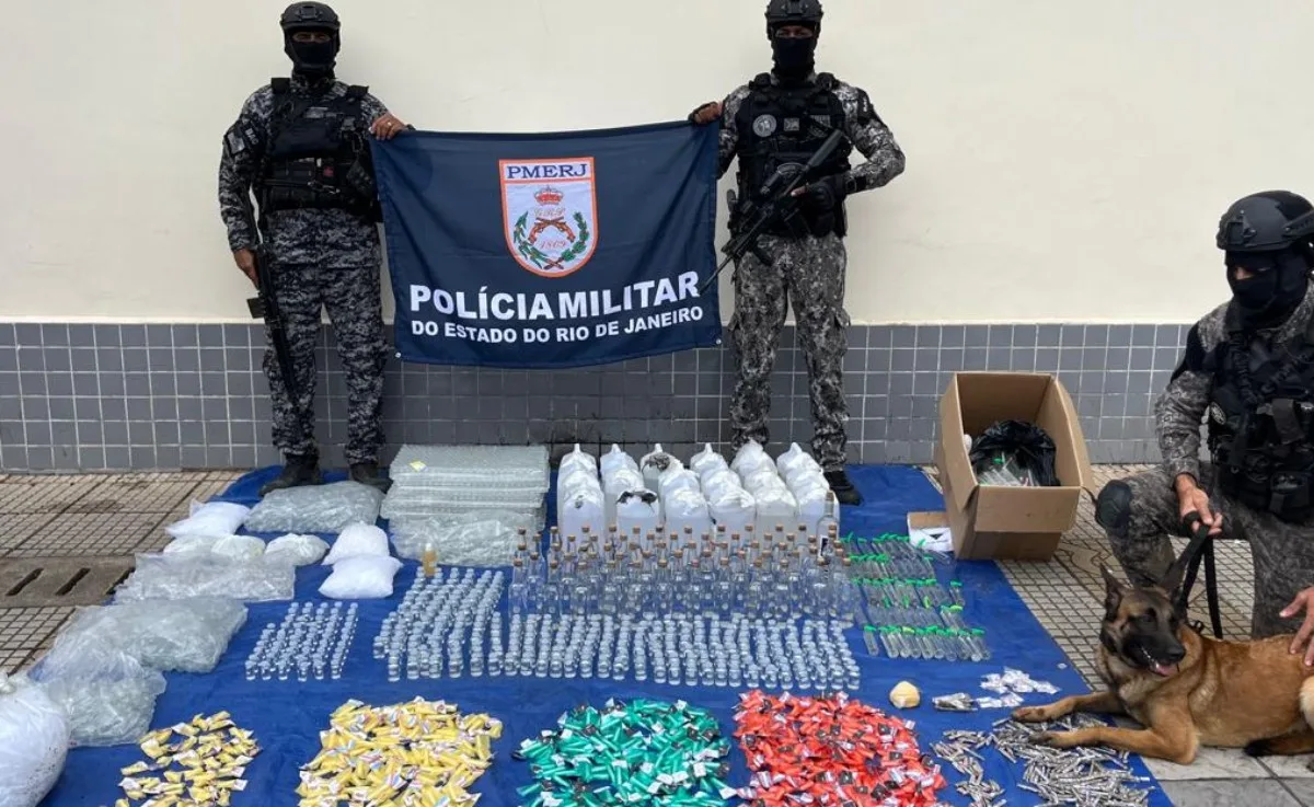 Cadela farejadora do BAC acha grande carga de drogas em Volta Redonda