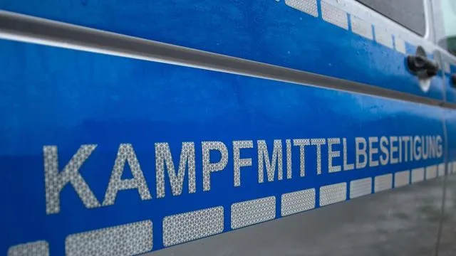 Bombenentschärfung: Bombe in der Elbe bei Heidenau - Evakuierung am Montag