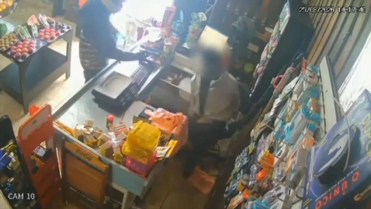 Homem é preso suspeito de assaltar hortifrúti em Caraguatatuba; câmeras registraram crime
