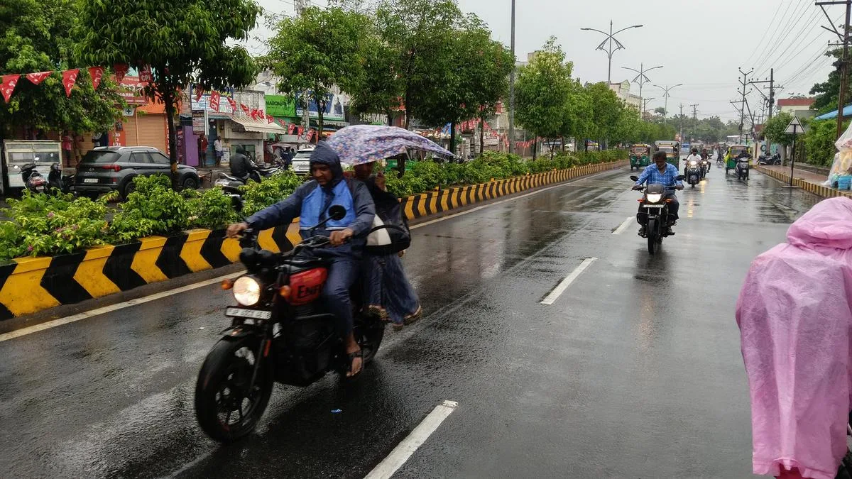 Morning shower brings relief from sweltering heat in Vijayawada