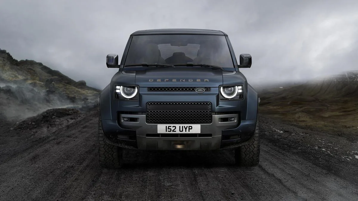 Next-gen Land Rover Defender delayed by at least two years – report