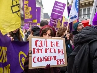 Loi intégrale : les députés s’opposent aux enquêtes visant à sonder les « antécédents sexuels » d’une plaignante