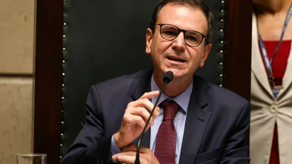 Partido de Paes tenta derrubar vitória de Ruas no STF e restabelecer 2º turno no Rio