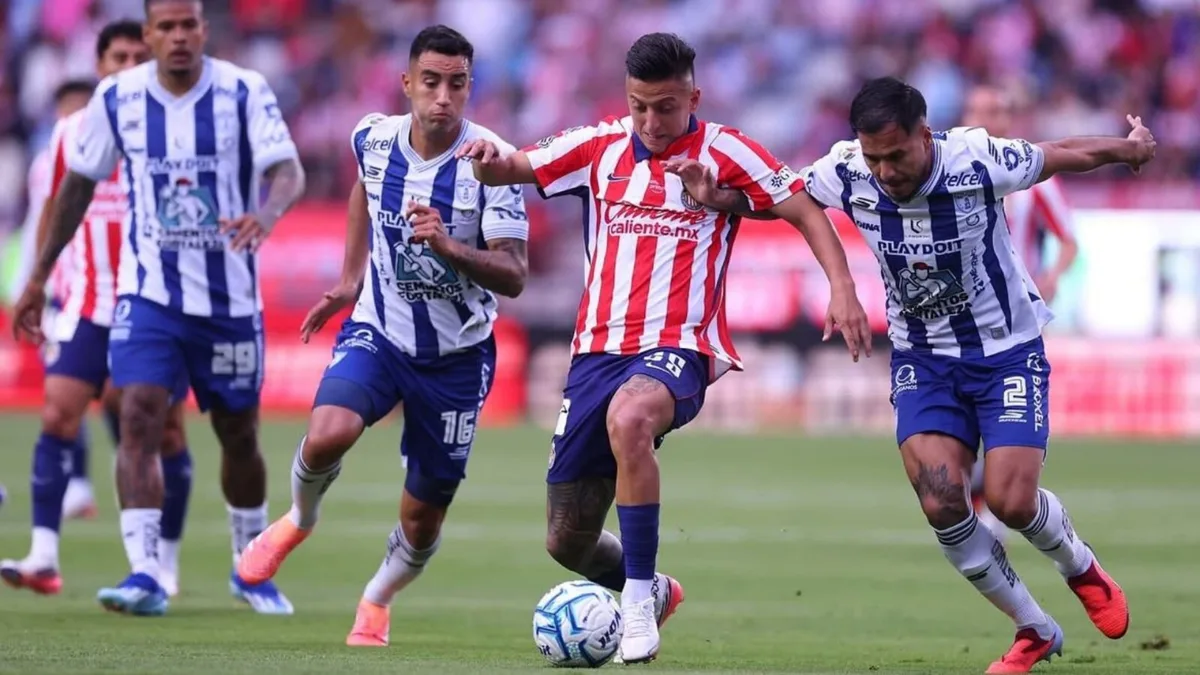 Piojo Alvarado podría irse a Rusia junto a Montes y Chávez: Chivas responde a la primera oferta