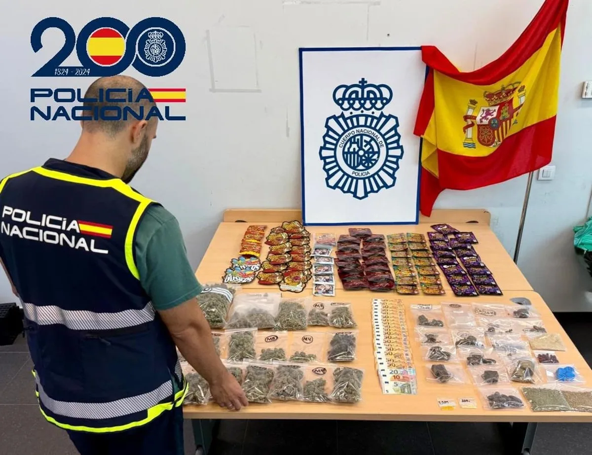 Dos detenidos tras desmantelar en la Alameda una organización cannábica dedicada a comercializar droga