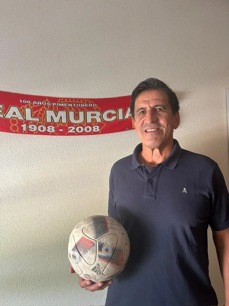 ‘Toro’ Aquino: “Le arruiné la fiesta al Real Madrid con un doblete en el Bernabéu”