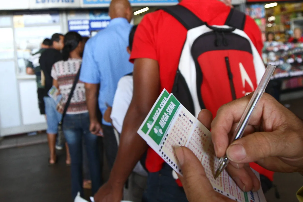 Confira a partir das 21h desta terça (18) o resultado do concurso 3046 da Mega-Sena