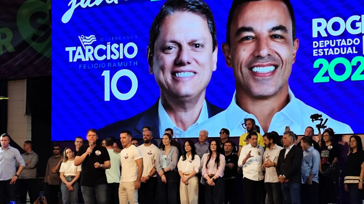 Tarcísio inicia campanha em Osasco com presença de 14 prefeitos e lideranças partidárias