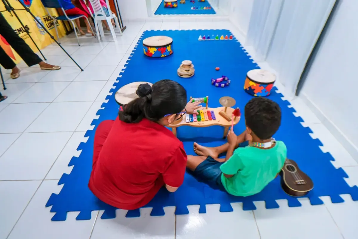 Leis criam Dia do Controlador Interno e Dia do Psicopedagogo no Acre
