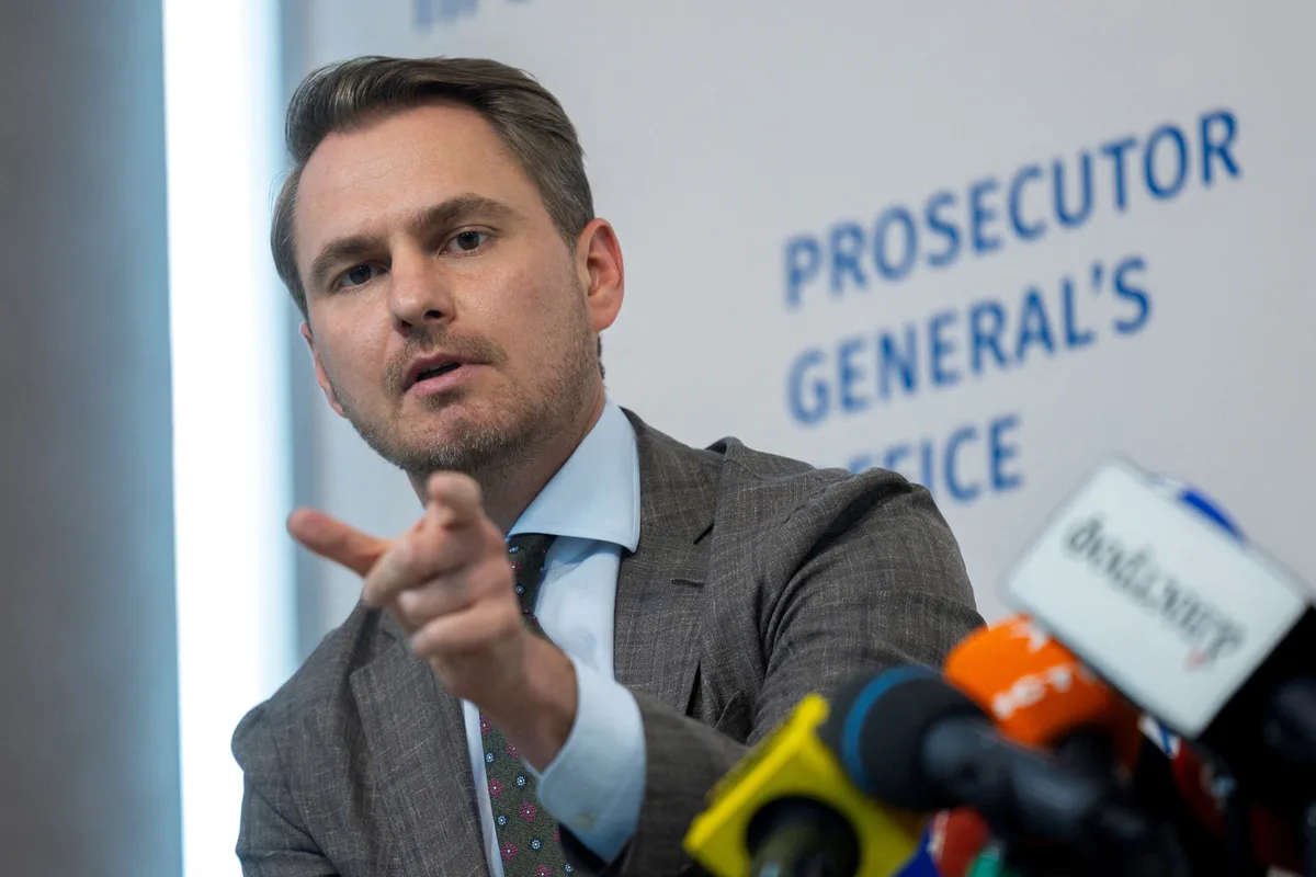 Ukraine : accusé de corruption, le procureur général riposte avant de quitter précipitamment le pays
