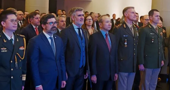 La Cancillería Argentina y la Legislatura de la Ciudad de Buenos Aires suspendieron un acto por la presión de China