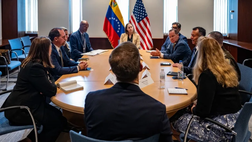Jefe de inteligencia del Pentágono de EEUU visitó Caracas durante gira regional centrada en seguridad