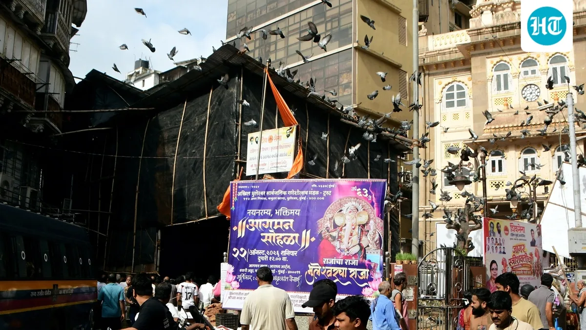 Ganesh idol collapse kills 2 in Mumbai, Lalbaughcha Ganeshotvas mandal announces aid of ₹11 lakh, ₹5 lakh