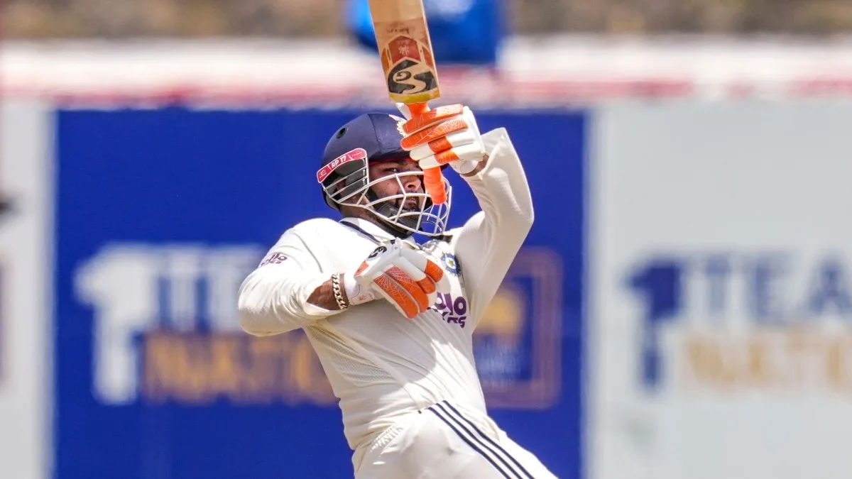 Day 2 Live: Rishabh Pant braves injury, comes out to bat
