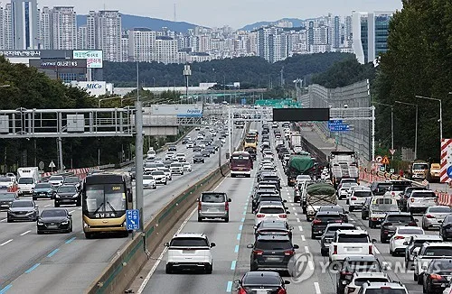 "전국 안전순찰차 5대 중 1대는 노후화…최장 주행 70만km도"