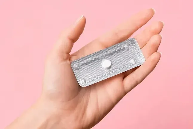 Condena a tres años y nueve meses de cárcel a un militar por vender más de 5.000 pastillas abortivas