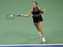 "Ihr seid ein Witz": Tennis-Queen Sabalenka teilt kräftig gegen Journalisten aus