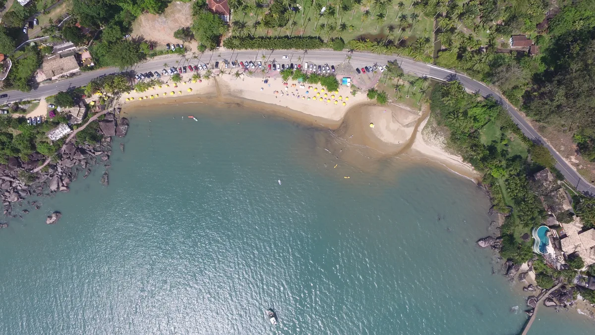 Marinha emite alerta para mar bravo nos litorais de SP e RJ