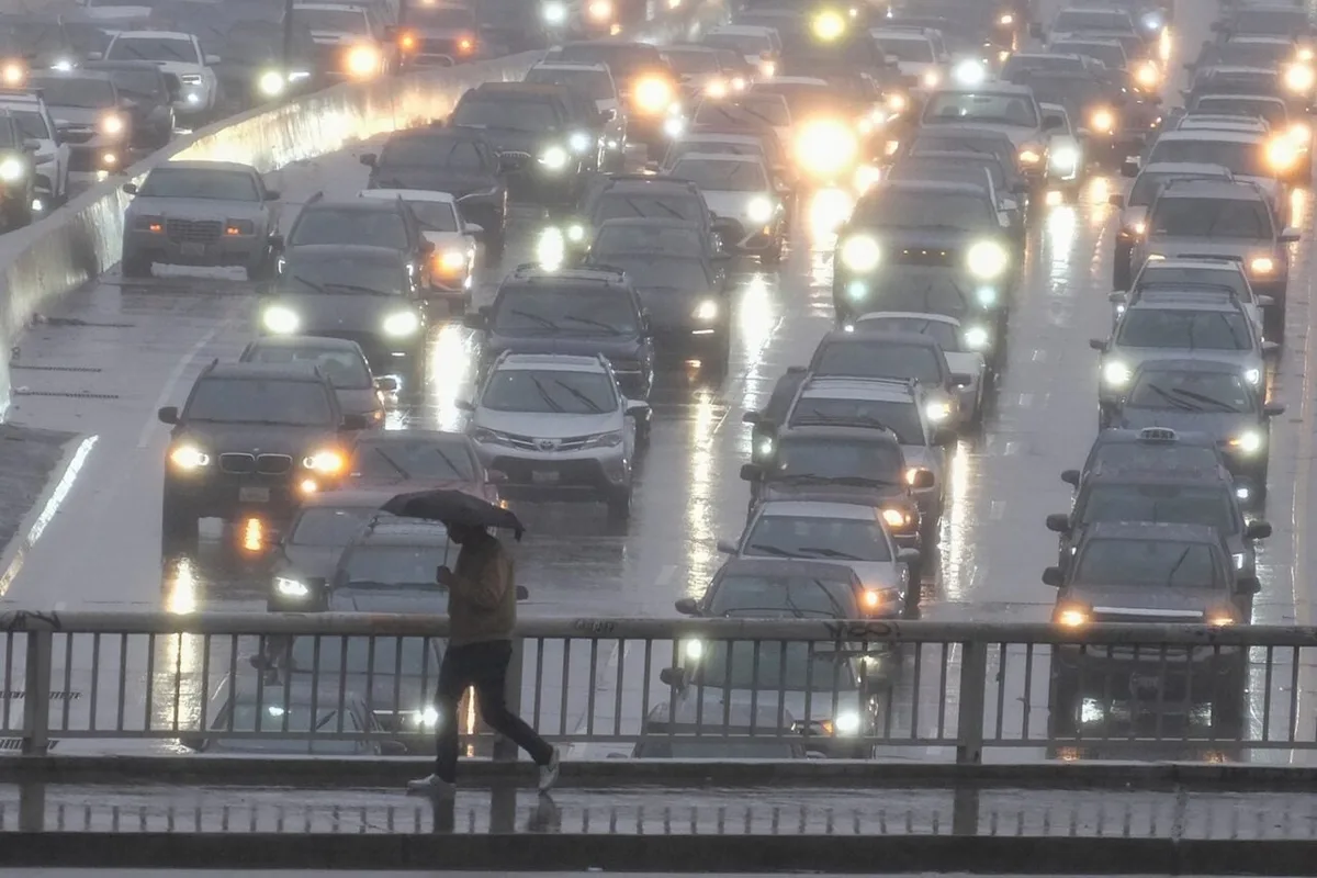 Raindrops Carry Tiny Electrical Charges That Eat Through Your Car’s Fresh Paint Job