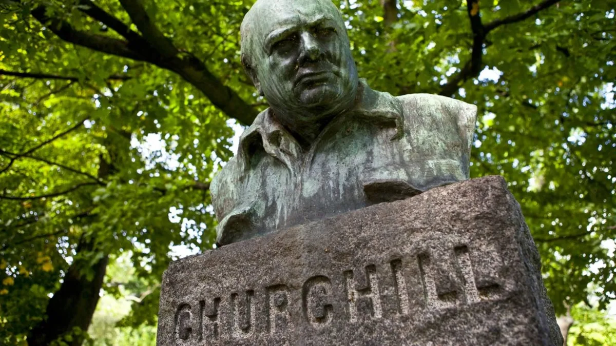 Winston Churchill, militar e ex-primeiro-ministro do Reino Unido: “O sucesso não é definitivo, o fracasso não é fatal: o que importa é a coragem de continuar”