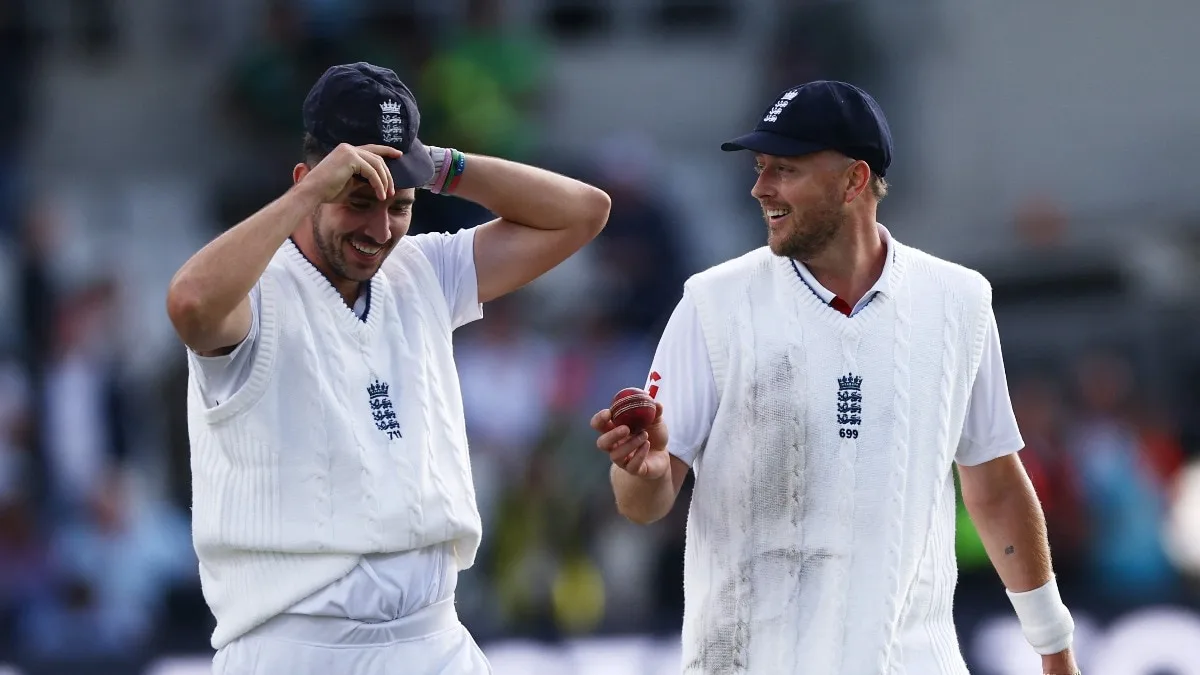 Ollie Robinson and Josh Tongue split match-ball after Pakistan rout