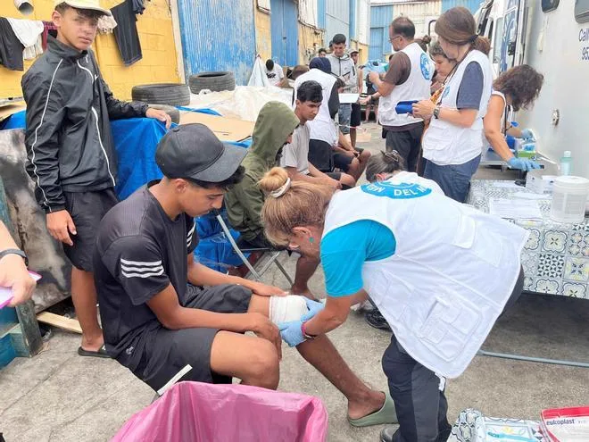La Audiencia Nacional rechaza paralizar el campamento de migrantes en el puerto de Ceuta