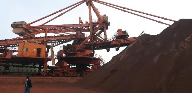 Minério de ferro atinge menor preço em 18 meses na China