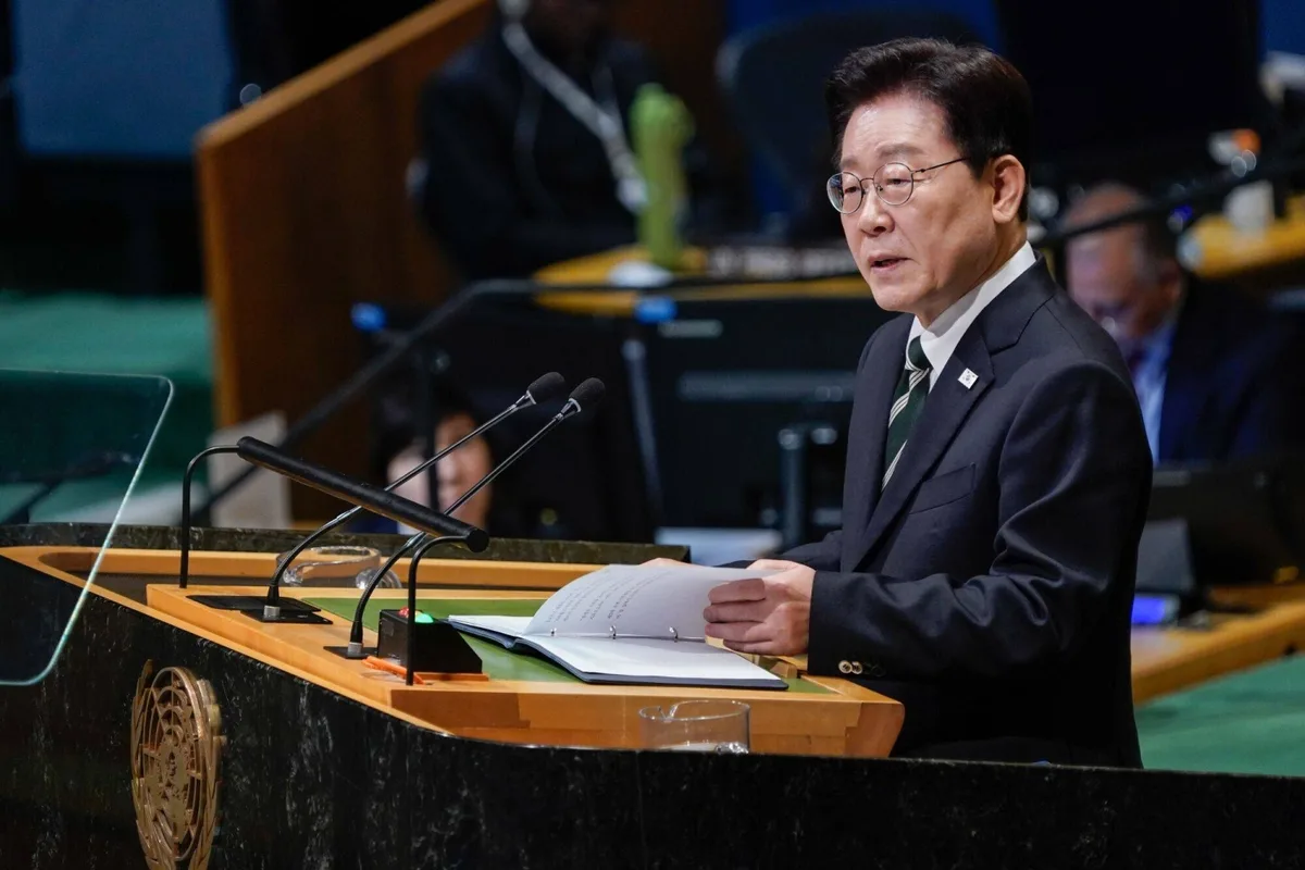 South Korea’s Lee urges U.S. to ease North Korea sanctions, report says