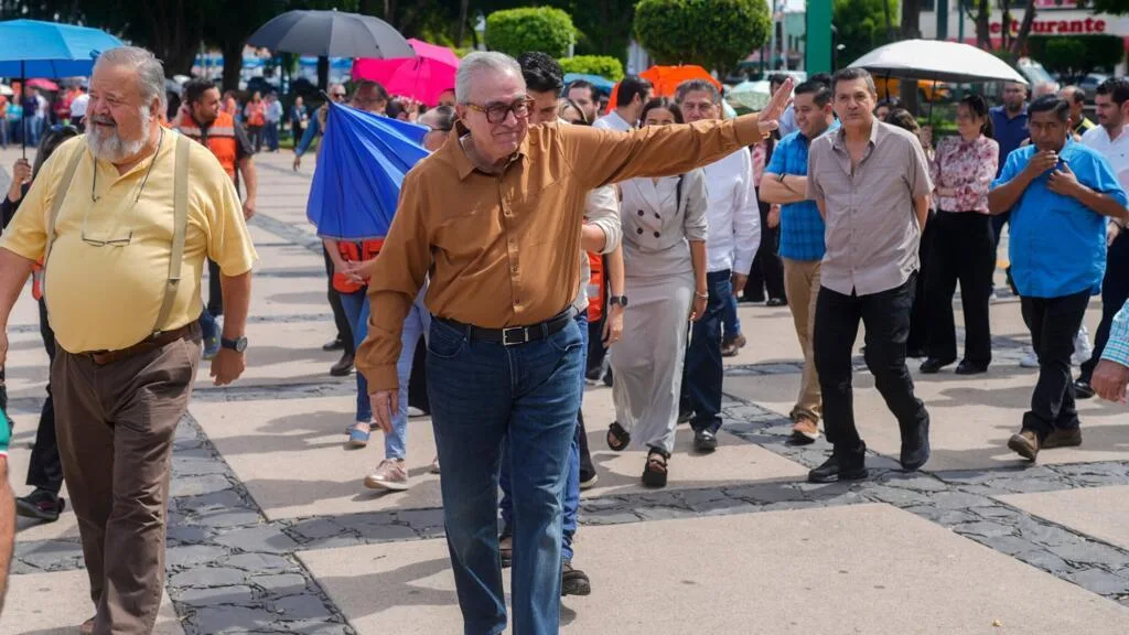 Mexique: un gouverneur accusé de collusion avec le cartel de Sinaloa se met à nouveau en retrait