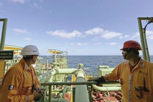 Pemex descarta afectaciones a personal o a playas por derrame en el Golfo de México; ducto con fuga fue la causa, dice