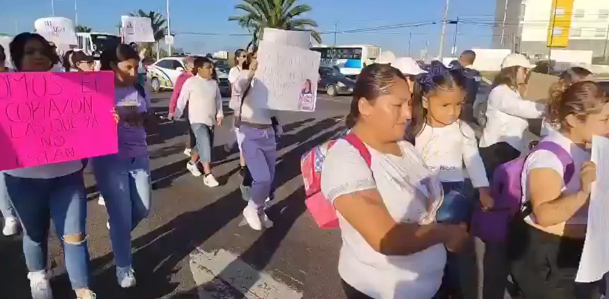 Estudiantes protestan en Zapopan tras feminicidio de Karla Margarita
