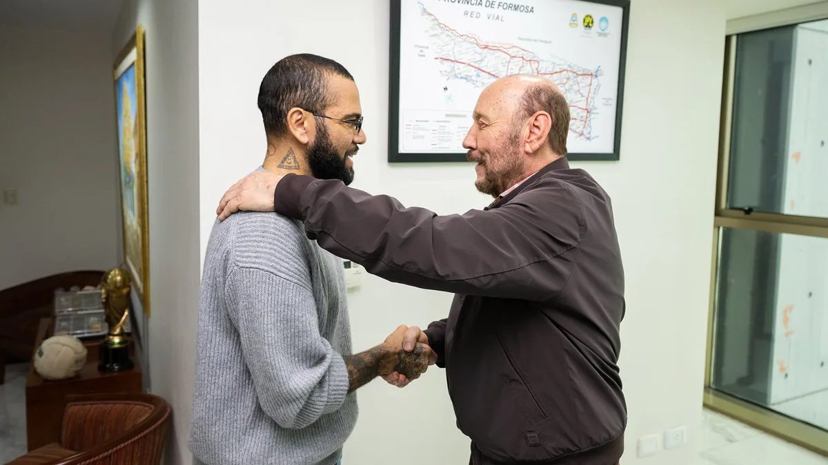 La sorpresiva reunión entre Dani Alves y Gildo Insfrán, el gobernador de Formosa