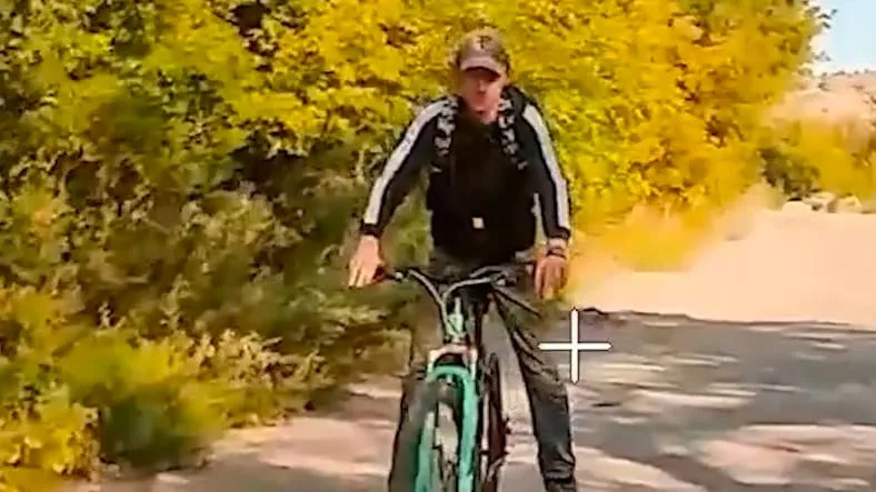 Weiterer Angriff auf Zivilisten? - Russen-Drohne attackiert Radfahrer