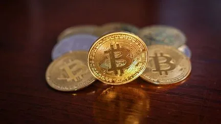 Cryptomonnaies : plus de 70 enlèvements et séquestrations recensés sur les huit premiers mois de 2026 d'après le Parquet national anticriminalité organisée