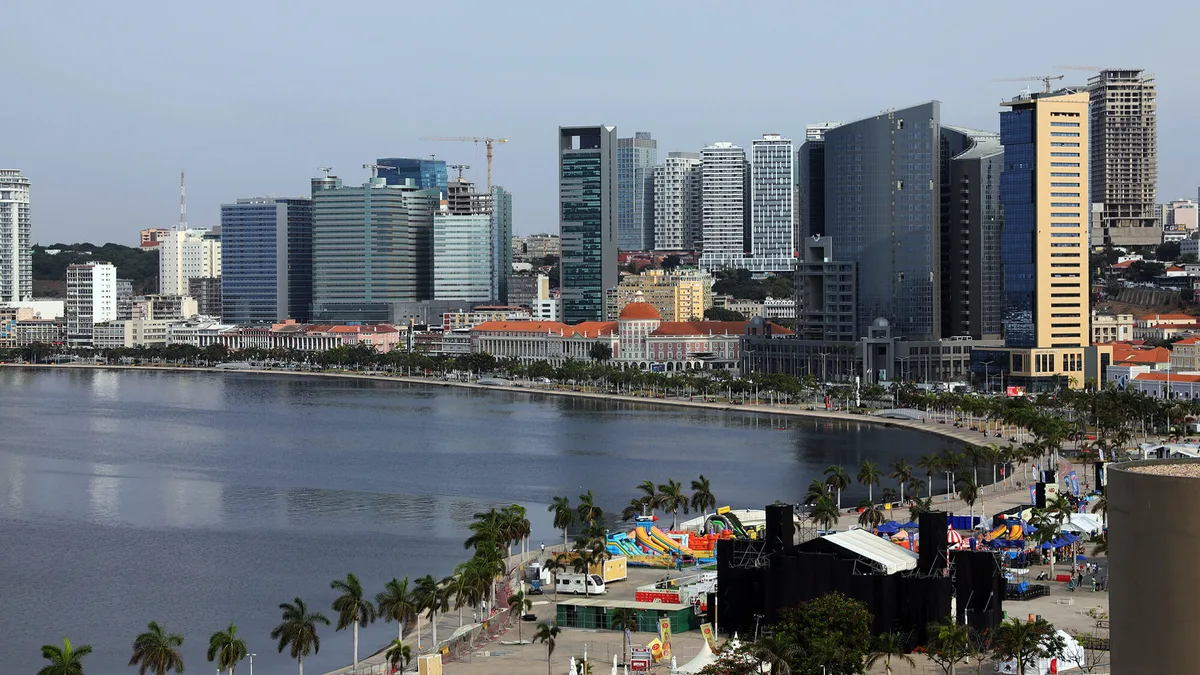 Quarto banco angolano avança para a bolsa de Luanda