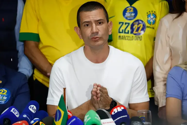 Na terra do Sambarilove, quem manda é o novo “01”