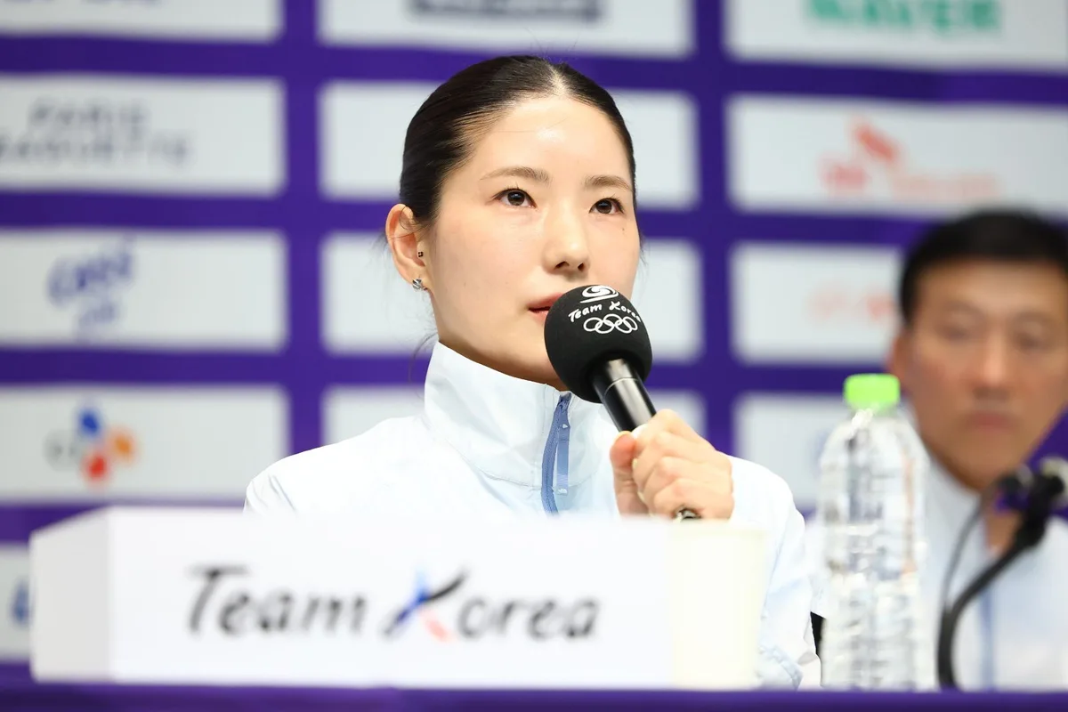 펜싱 에페 간판 송세라, 개인전 16강 직행…임태희도 32강행