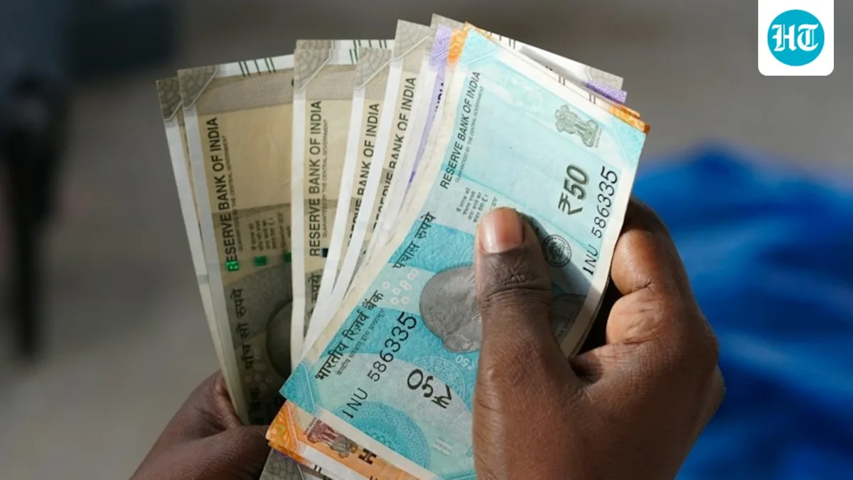 Central govt employees to be paid early this month ahead of bank strike: Check details