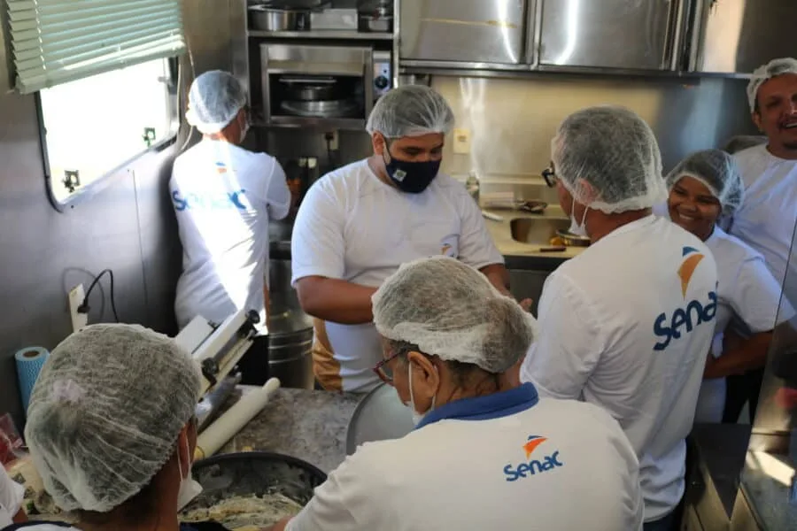 Senac abre 60 vagas gratuitas para cursos de maquiagem, salgados e pizzas em Rio Branco
