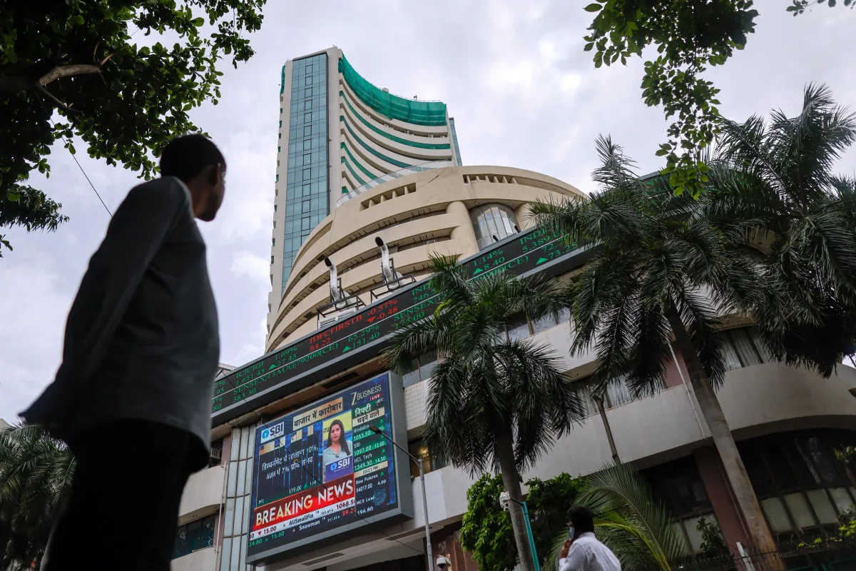 GDP data, crude oil prices likely to drive stock markets in week ahead