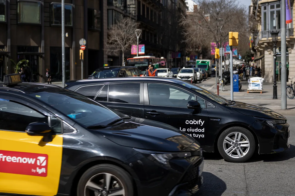 Cabify y tres socios de las VTC escapan de medio millón en multas de la Generalitat