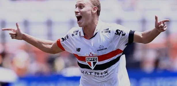 São Paulo encaminha empréstimo de Maik para clube da Eslováquia