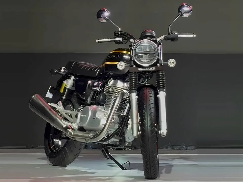Nova Honda CB500 troca motor e visual retrô